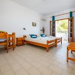 Aparthotel George Seaside Serviced & Pefki