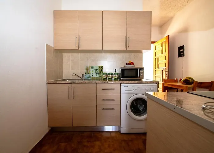 Apartmanhotel George Seaside Serviced & Pefki