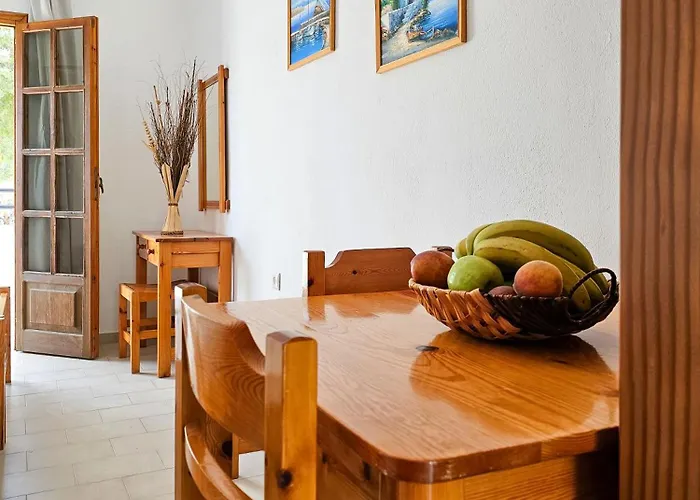 Apartmanhotel George Seaside Serviced & Pefki