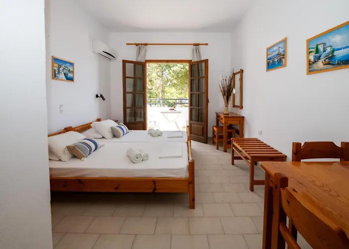 Apartmanhotel George Seaside Serviced & 3*