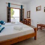 Aparthotel George Seaside Serviced & Pefki