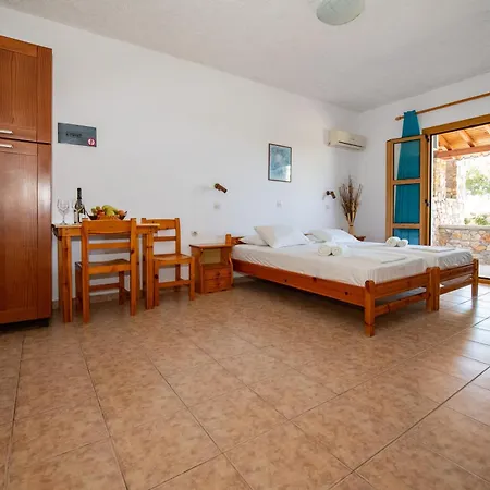 Apart Otel George Seaside Serviced & 4*