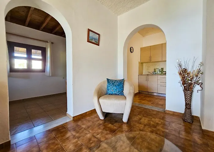 George Seaside Serviced &