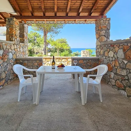 George Seaside Serviced & 3*