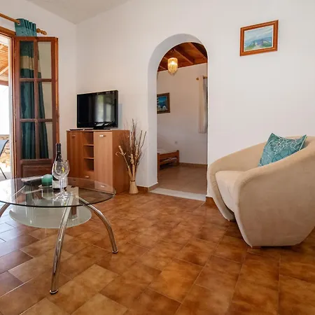 George Seaside Serviced & Apart Otel 3*