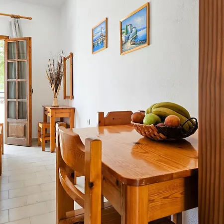 Apart-hotel George Seaside Serviced & Pefki