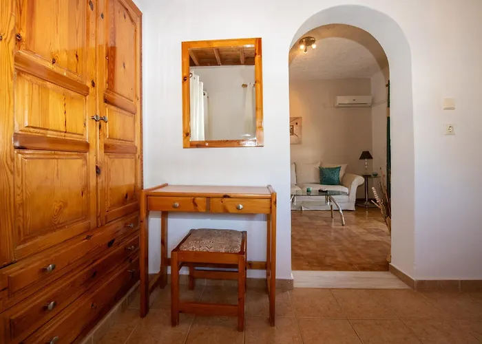 Aparthotel George Seaside Serviced &