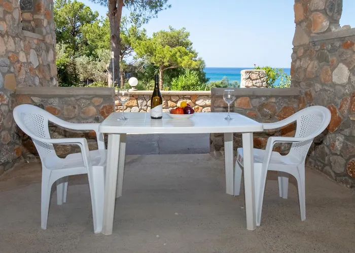 George Seaside Serviced &